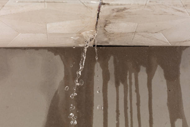 Professional Flood Damage Cleanup technician working in Gordon, PA